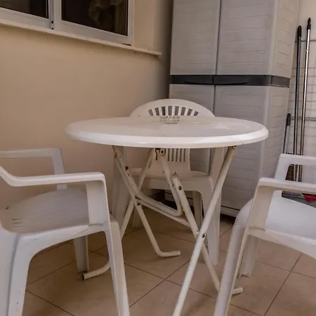 2bdr Spacious Aprtm Near The Sea شقة Scala